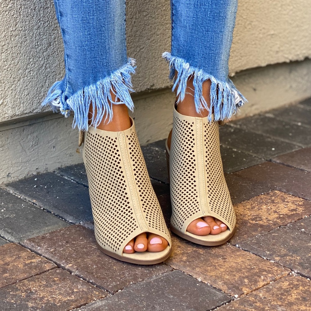 Chic Perforated Peep Toe Velcro Ankle Strap Bootie - Picture 8 of 12